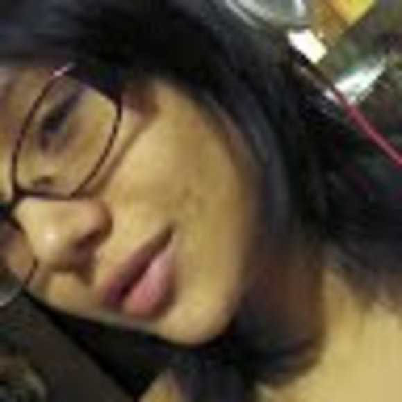 Meet your Posher, Ravelee - Picture 1 of 1